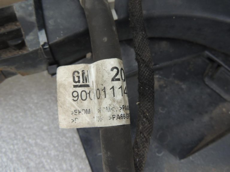 Opel Zafira C Tourer priekšējais bampers, melns, GAR 20951662 13360888 OE