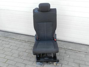 Opel Zafira C oriģinālais aizmugurējais labais salokāmais sēdeklis ar ISOFIX