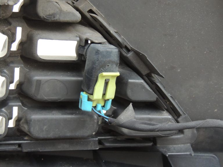 Opel Zafira C Tourer priekšējais bampers, melns, GAR 20951662 13360888 OE