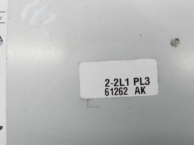 Toyota Yaris oriģinālais radio, CD-atskaņotājs, DVD-atskaņotājs, navigācijas sistēma 86140k0070