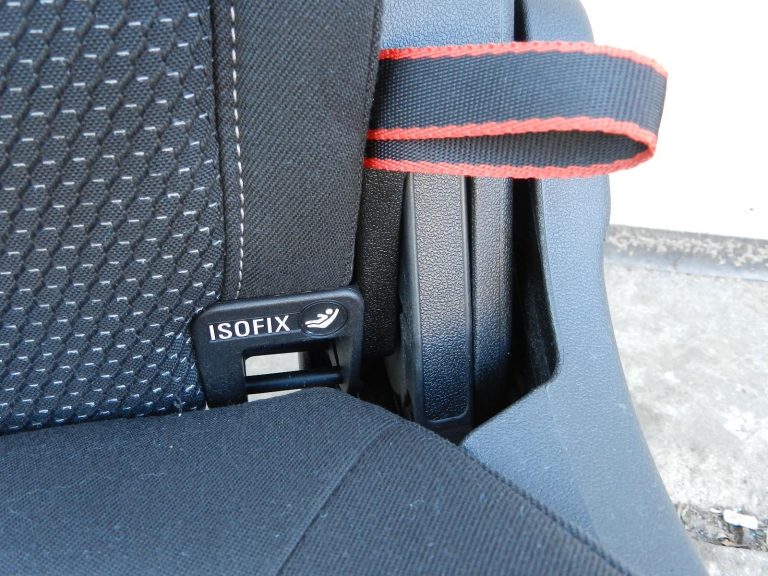 Opel Zafira C oriģinālais aizmugurējais kreisais salokāmais sēdeklis ar ISOFIX