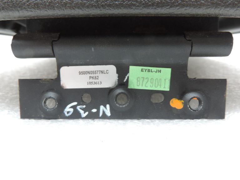 Nissan Navara II D40 vidus atzveltne 969205X00A Center Armrest