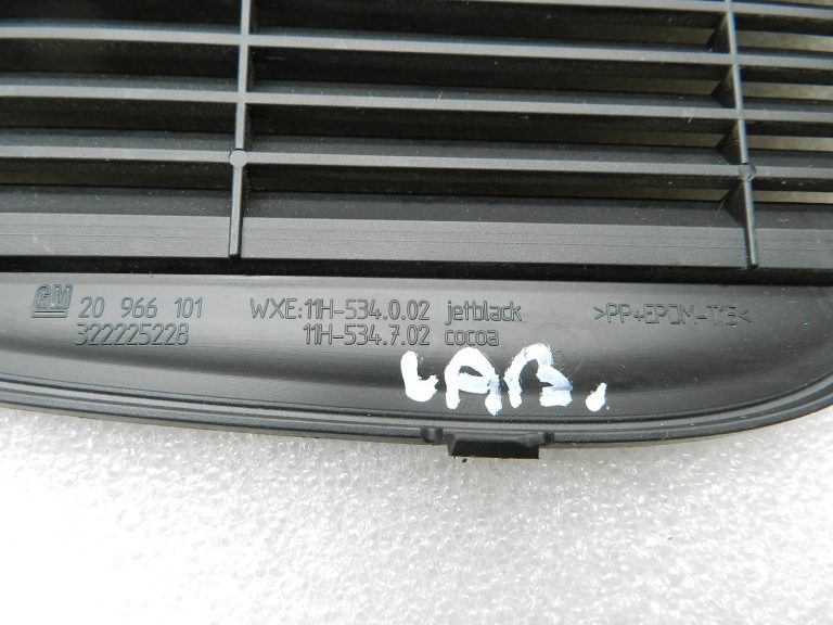 Opel Zafira C oriģinālā durvju apdares līste, aizmugurē labajā pusē, 20966102