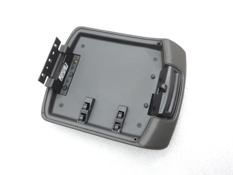 Nissan Navara II D40 vidus atzveltne 969205X00A Center Armrest