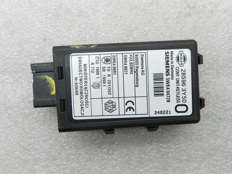 Nissan X-Trail T30 oriģinālais komforta vadības bloks centrālajai atslēgai 285963Y50