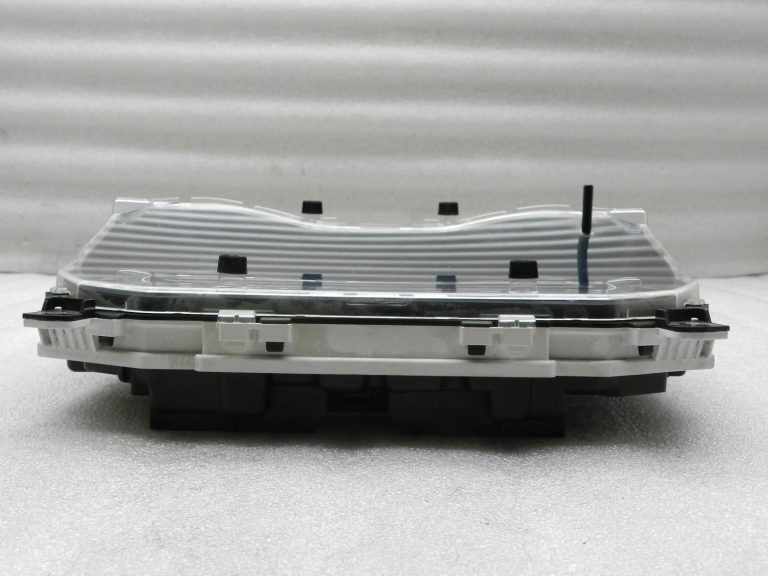 Toyota Yaris oriģinālais instrumentu panelis – spidometrs un tahometrs 83800K0191