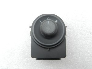 Opel Zafira C oriģinālā spoguļu regulēšana 13271827
