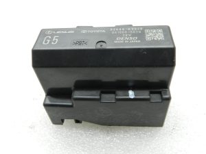 Toyota Yaris Original Control Module for Wiper Linkage 82644K0060