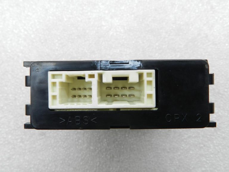Toyota Yaris oriģinālais stikla tīrītāju relejs 8594052100
