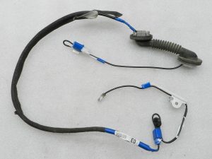 „Toyota Yaris“ oriģinālais antenas vadu kopnes pagarinājums 86101k0030
