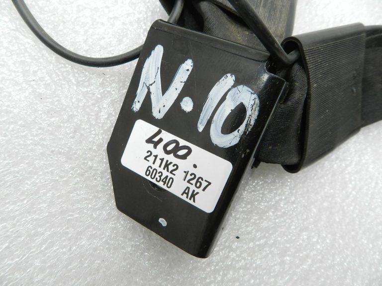 Nissan Qashqai oriģinālā drošības jostas sprādze aizmugurē 88862JD10A