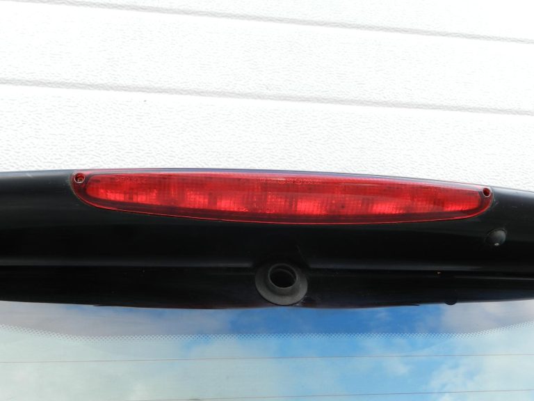 „Smart Fortwo“ oriģinālais aizmugurējais stikls, aizmugurējās durvis