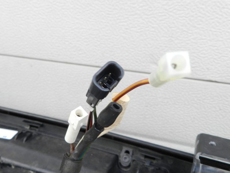 „Smart Fortwo“ oriģinālais aizmugurējais stikls, aizmugurējās durvis