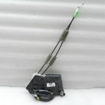 Toyota Yaris oriģinālā priekšējā kreisā durvju slēdzene 69040K0040