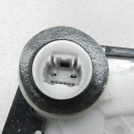 Toyota Yaris oriģinālā priekšējā kreisā durvju slēdzene 69040K0040