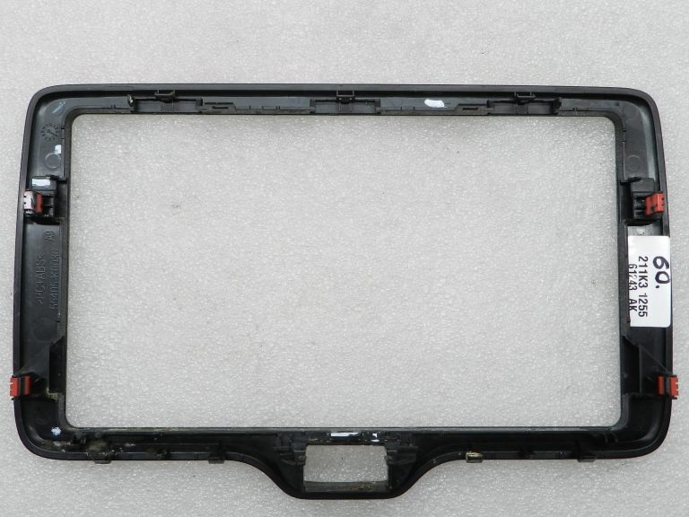 „Toyota Yaris“ oriģinālais radio ekrāna apvalks 55405K0030