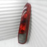 Nissan X-Trail T30 oriģinālais aizmugurējais lukturis (labajā pusē) 265508H326