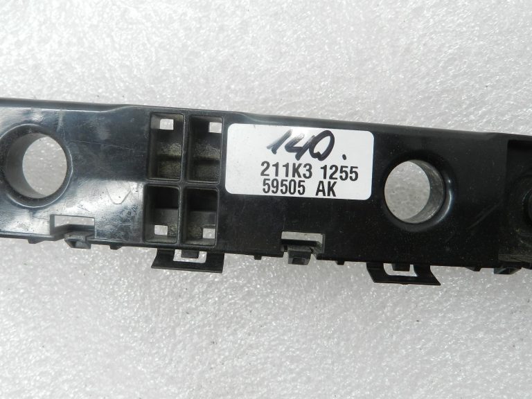 Nissan X-Trail T32 oriģinālais aizmugurējais kreisais bampera stiprinājums 852214ce0a