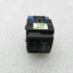 Toyota Yaris oriģinālais gaismas slēdzis 841520D290