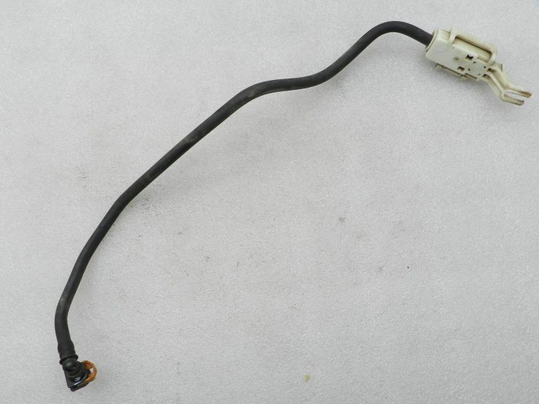 Toyota Yaris oriģinālā degvielas caurule 23901K0060