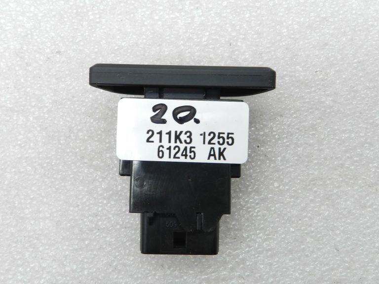 Toyota Yaris oriģinālais avārijas gaismas slēdzis 843320D220