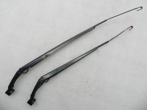 „Toyota Yaris“ oriģinālais stikla tīrītāju komplekts 85211K0020 85221K0020