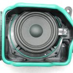 BMW G30 520D oriģinālais subwoofer skaļrunis labajā pusē 65139395862