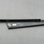 BMW G30 520D oriģinālā apdare A-stabiņam priekšējās durvis labajā pusē 51337336954