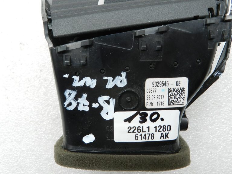 BMW G30 520D oriģinālais priekšējais kreisais paneļa ventilācijas režģis 64229329545