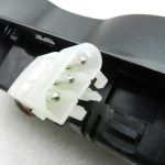 BMW G30 520D oriģinālais dzērienu turētājs centrālajā konsolē 51166833813
