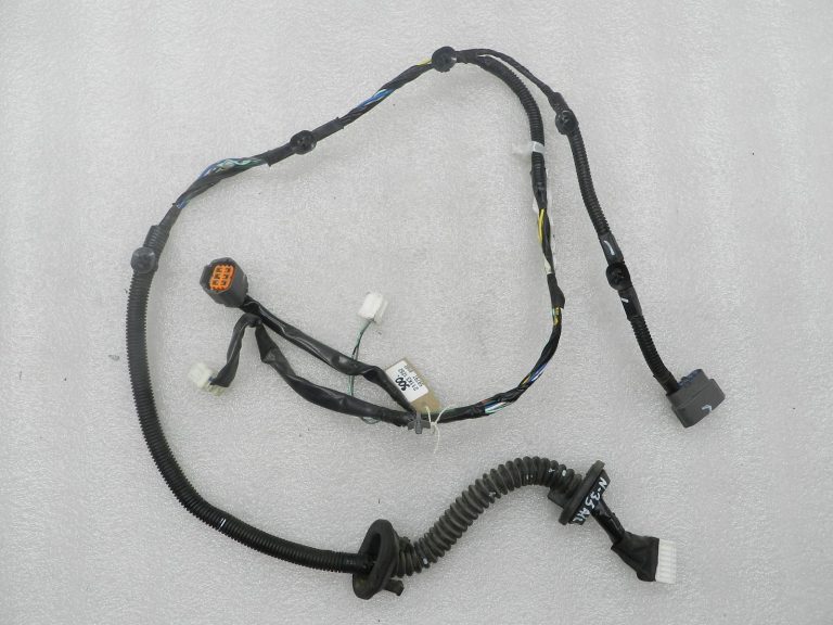 Nissan X-Trail T31 oriģinālā aizmugurējās kreisās durvis vadu sistēma 24127jg00a