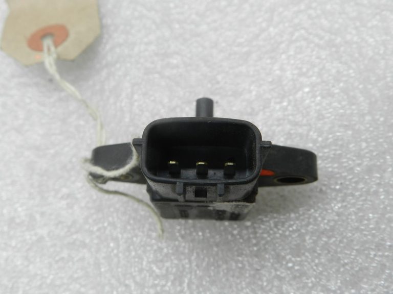 Nissan oriģinālais degvielas spiediena sensors