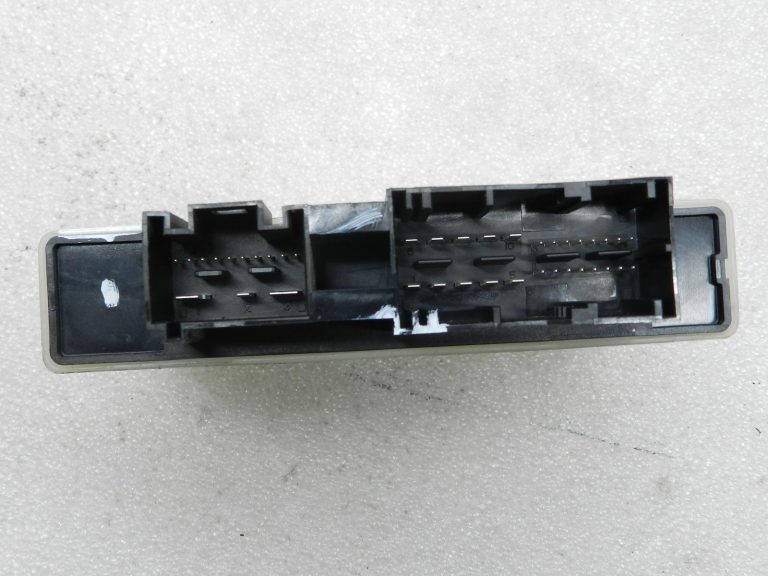 BMW G30 520D oriģinālais AdBlue vadības bloks 16197491123