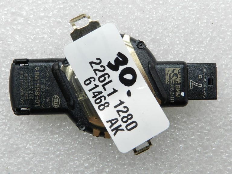 BMW G30 520D oriģinālais lietus sensors