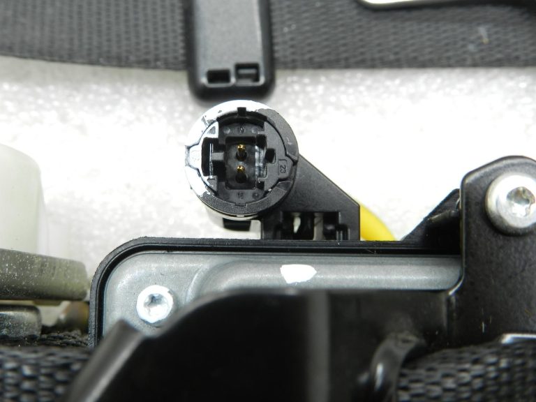 BMW G30 520D Oriģīnāla drošības josta Prieksā labajā pusē 72117430110