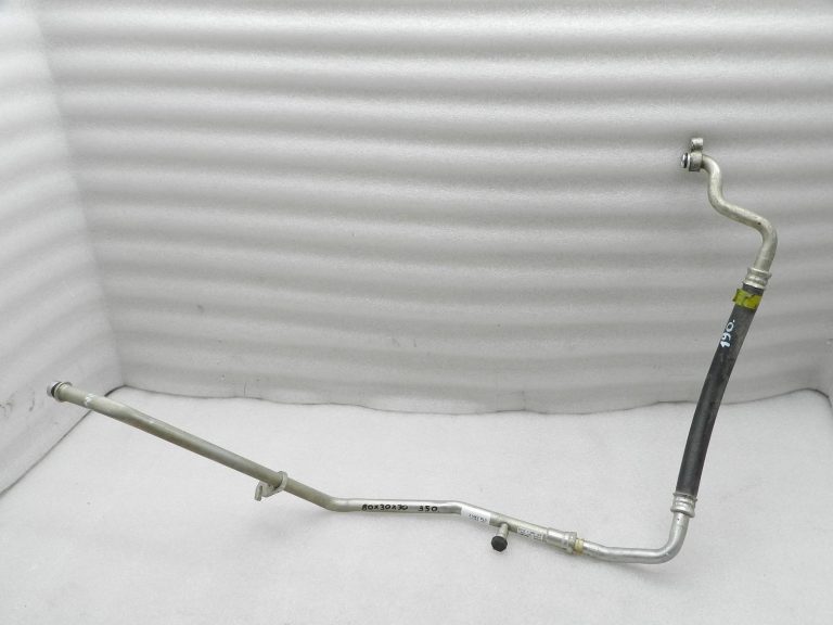 Toyota Yaris oriģinālā gaisa kondicionēšanas caurule