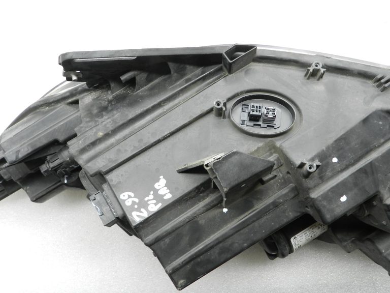 Opel Zafira C oriģinālais priekšējais lukturis Bi-Xenon (labais) 13401002