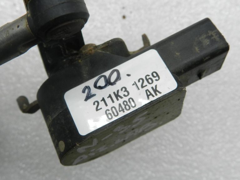 Nissan X-Trail oriģinālais līmeņa sensors 53820JG00A