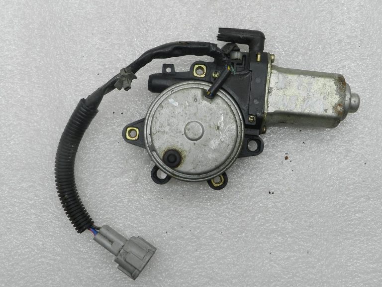 Nissan X-Trail oriģinālais logu pacēlāja motors priekšā pa labi 807308H301
