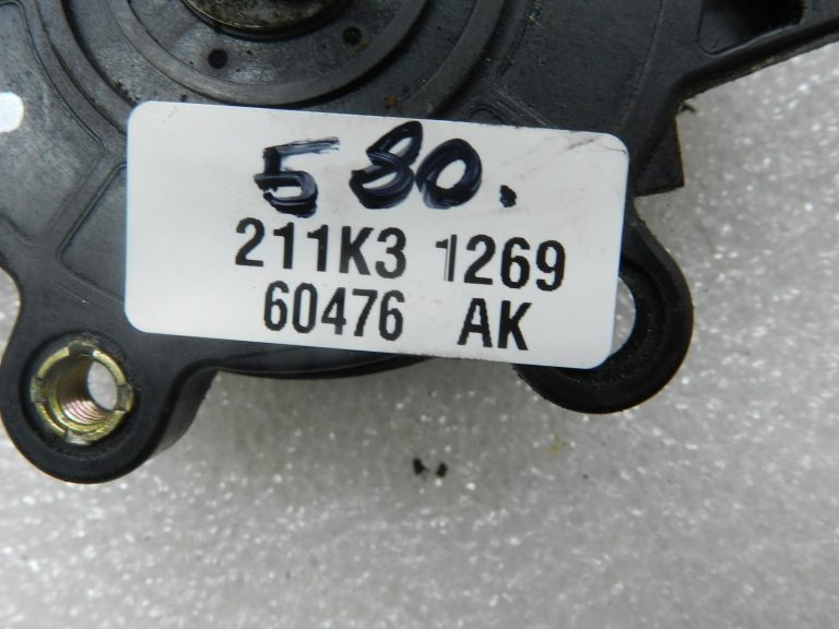 Nissan X-Trail oriģinālais logu pacēlāja motors priekšā pa labi 807308H301