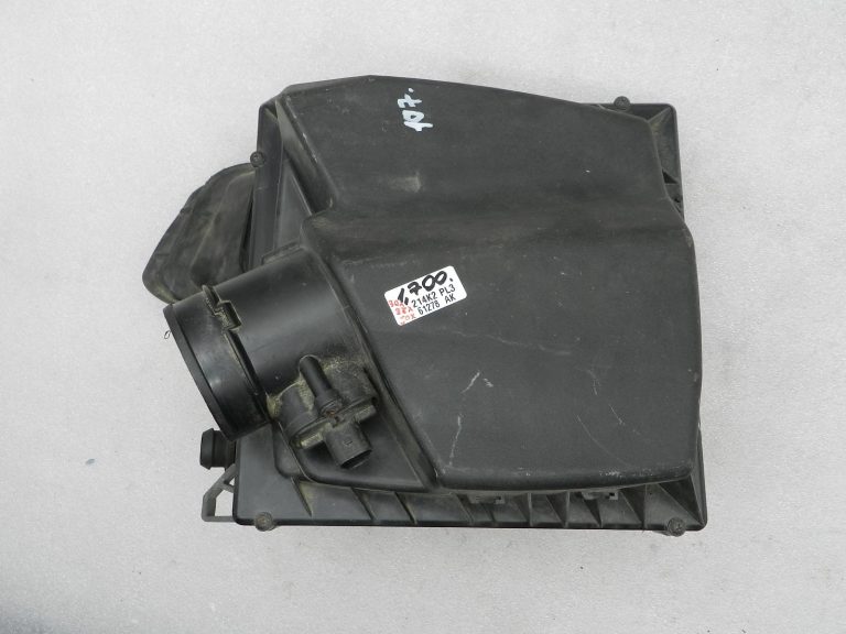 Opel Zafira C oriģinālais gaisa filtra korpuss 13407684 13301777