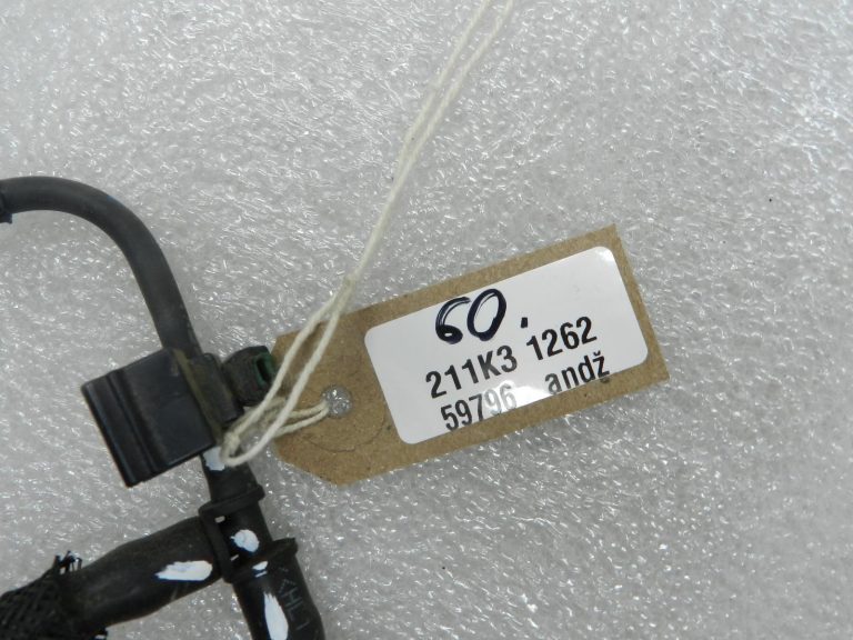 Nissan Qashqai oriģinālā vakuuma caurule dzinēja vadības sistēmai 2230500Q0B