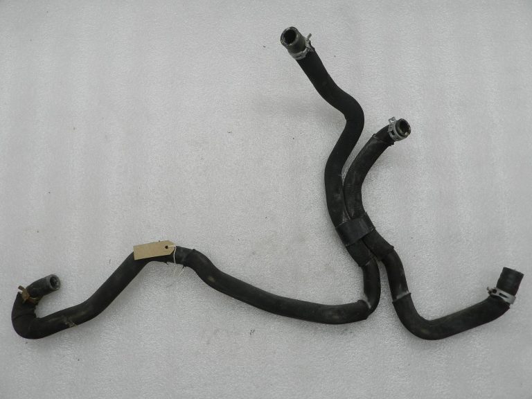 „Nissan Qashqai“ oriģinālā dzesēšanas šķidruma caurule 140564EB0C