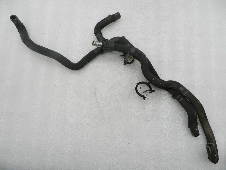 Nissan Qashqai oriģinālais dzesēšanas cauruļvads 14056HX40C 14056HY00E