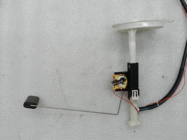 Nissan X-Trail oriģinālais degvielas līmeņa sensors 250604be1a