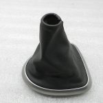 „Nissan Qashqai“ oriģinālais pārnesumu sviras apvalks no ādas 96935JD000