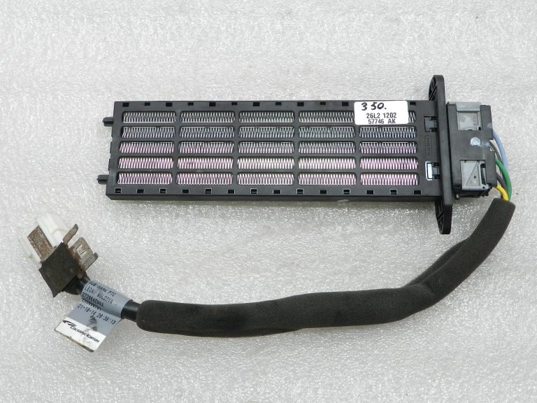 Nissan Qashqai J11 oriģinālais siltummainis, apkures dzesētājs, sildelements, elektrisks