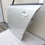 Opel Astra H Caravan durvis aizmugurējās kreisās Z157 sudraba 2AU 13168045