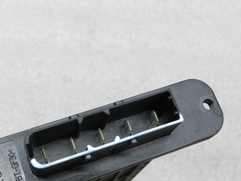 Nissan Qashqai J11 oriģināls siltummainis, apkures dzesētājs, elektriskais sildelements 2714300A03