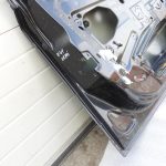 Opel Astra H priekšējās kreisās durvis 20R 2HU Z20R melnas Saphirschwarz 93192036
